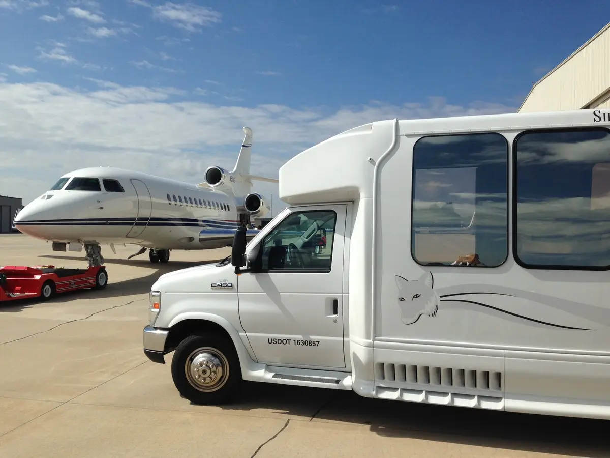 charlotte north carolina airport shuttle service