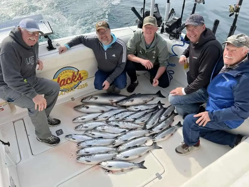 charter fishing milwaukee wi