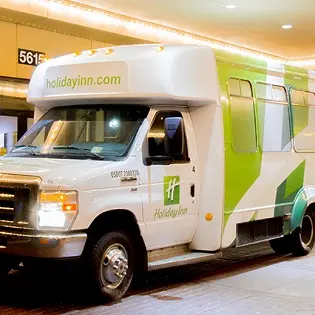 chicago hotels with shuttle service