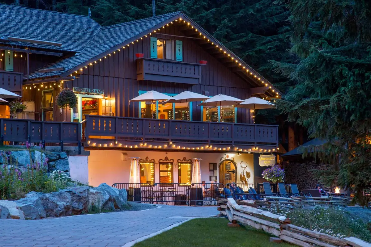 hotels near crystal mountain ski resort washington