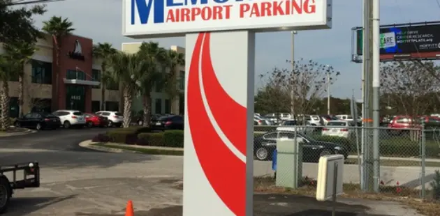 tampa airport parking with shuttle service